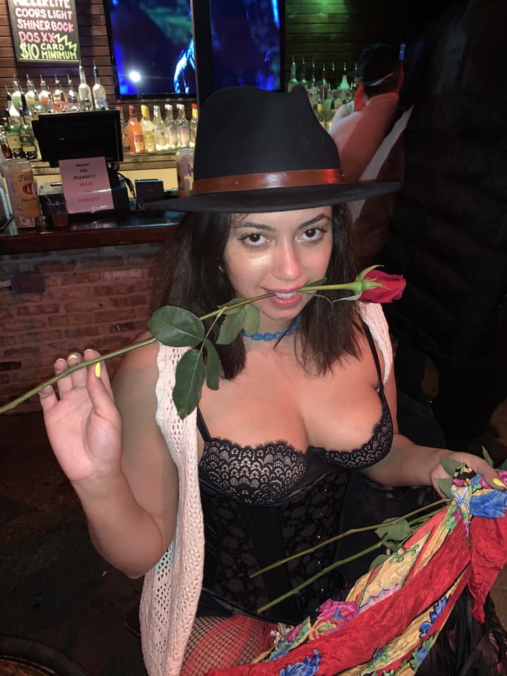 Gina Bellz